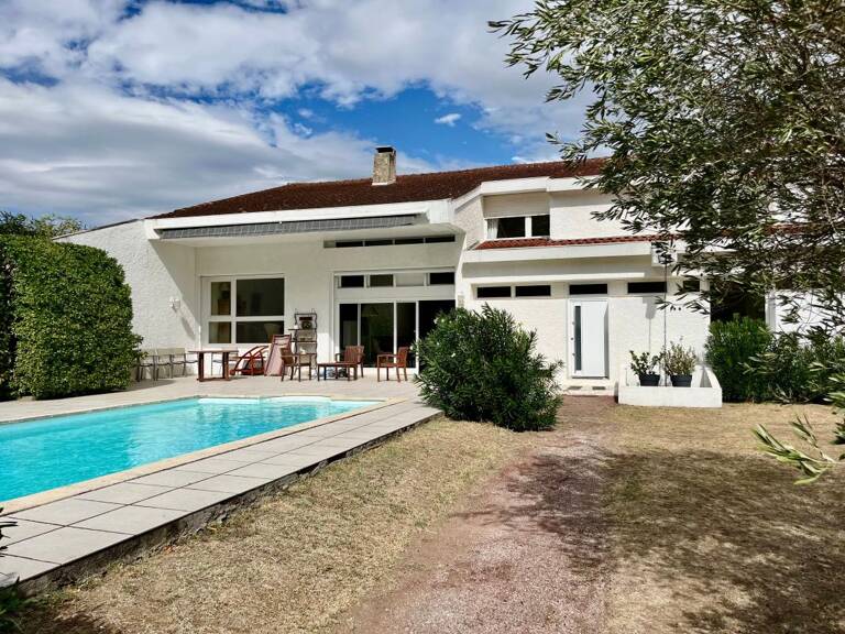 Maison À Vendre — photo 1