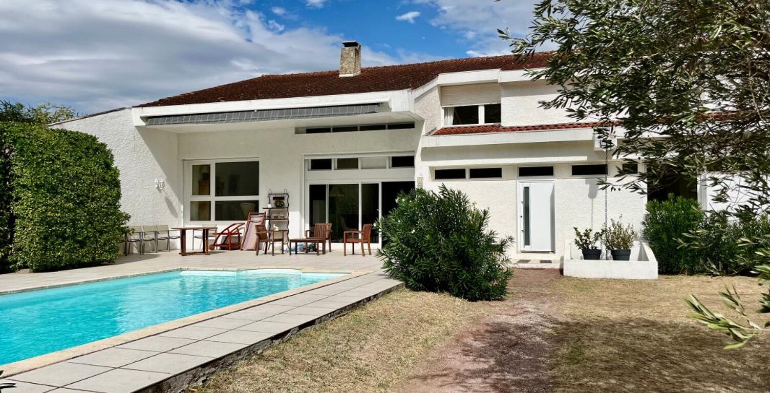 Maison À Vendre — photo 1
