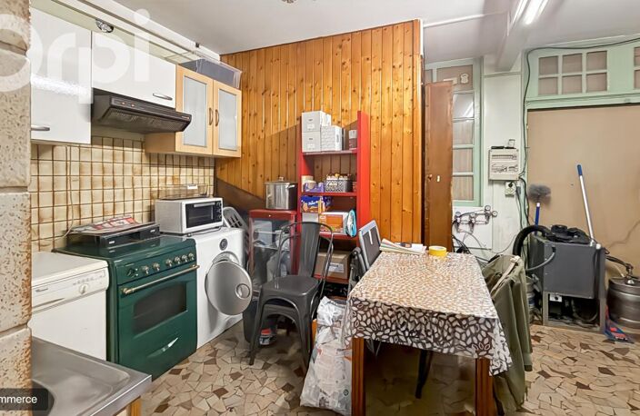   IMMEUBLE DE RAPPORT AVEC TABAC-PRESSE – CENTRE DE RAZÈS – IDÉAL INVESTISSEURS — photo 4