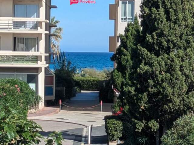 Maison rénovée de 53 M²  + véranda 11 m² + parking à CANET PLAGE — photo du bien