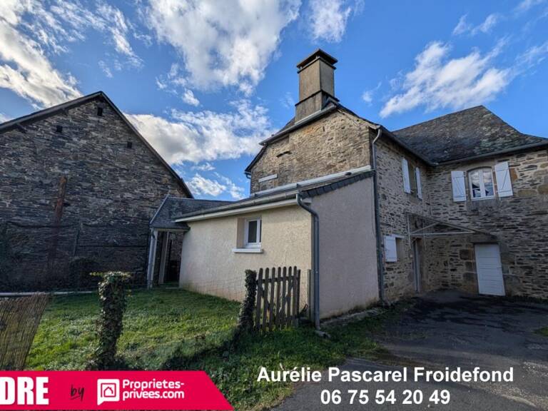 169 900 Euros - Exclusivité // Maison de village en pierre de pays de 90m² avec dépendances et Jardin -  à 10 min Brive - Malemort — photo 1