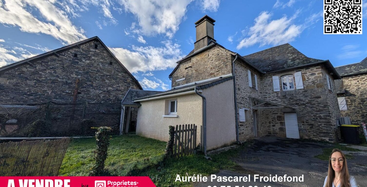 169 900 Euros - Exclusivité // Maison de village en pierre de pays de 90m² avec dépendances et Jardin -  à 10 min Brive - Malemort — photo 1