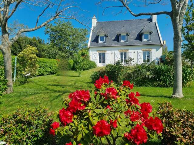Maison rénovée 130 m² + 46 m² de dépendances, 4 chambres, Jardin, Garage & atelier — photo du bien