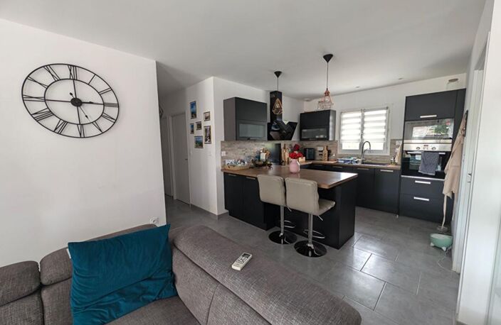 Maison  3 pièce(s) 83.59 m2 Sigogne  Cris référence 464687 SOUS OFFRE — photo 4