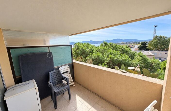Appartement vue mer Cannes 2 pièces 30.20 m2 terrasse et parking — photo 2