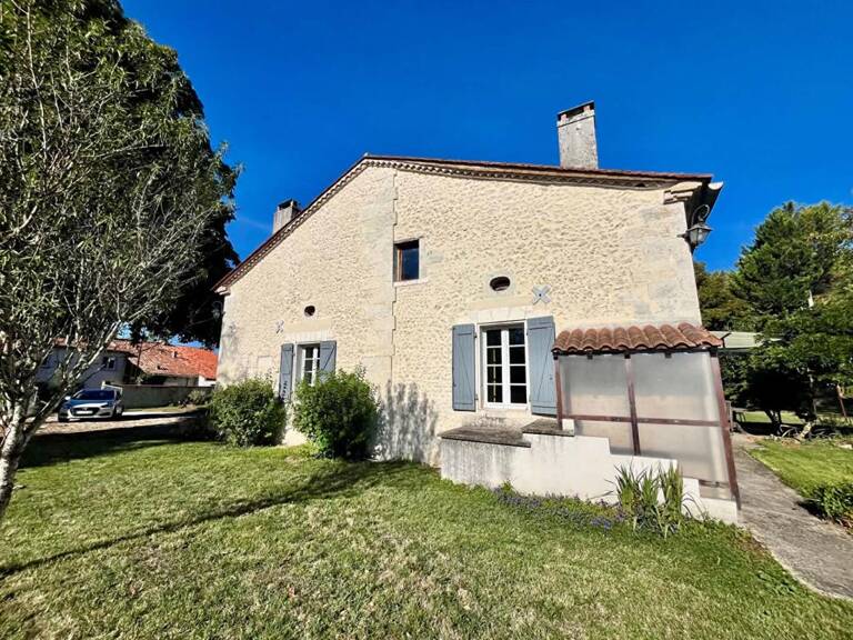 Maison en pierres 147 m2 avec dépendances — photo 1