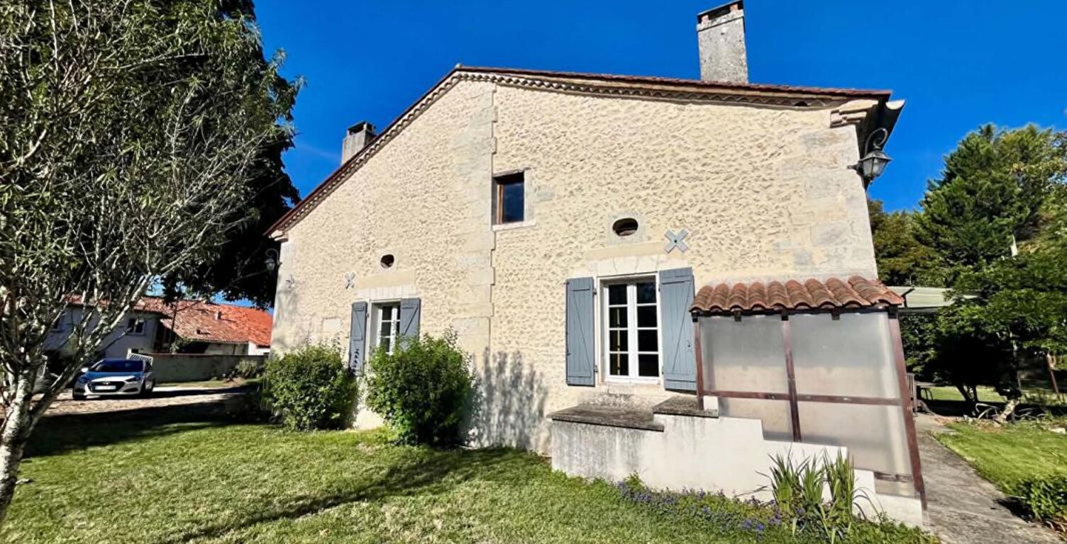 Maison en pierres 147 m2 avec dépendances — photo 1
