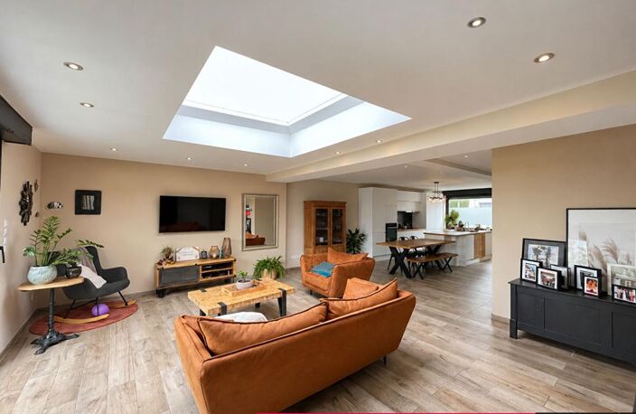 Semi Individuelle - 5 chambres - cave - jardin - garage -130 m2 — photo 3