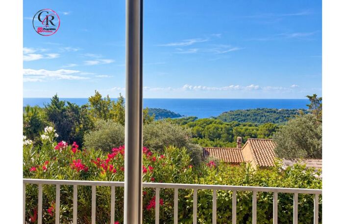 CHANTEGRIVE  MAISON 126 m²  VUE MER  PISCINE  4 CHAMBRES — photo 4