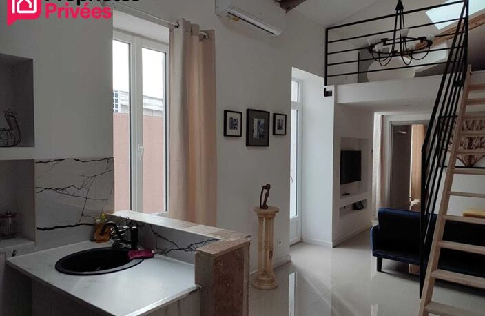 Appartement entièrement rénové avec mezzanine, balcon et stationnement gratuit à Nîmes Pompidou / Jardins de la Fontaine — photo 3