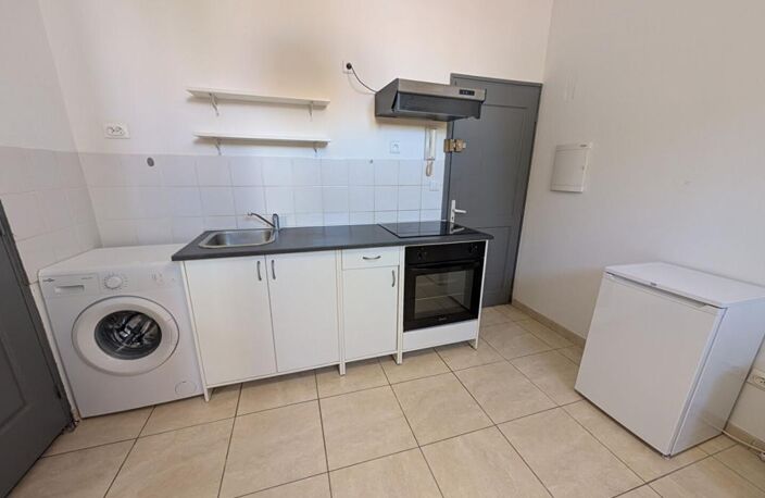 A louer - Studio 20 m²  -  Salon-de-Provence — photo 2