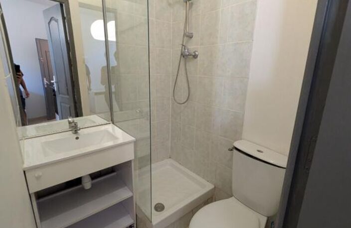 A louer - Studio 20 m²  -  Salon-de-Provence — photo 3