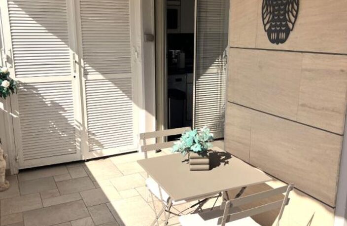CHARBONNIERES  LES BAINS . Appartement  109m2 - 4 pièces- Avec terrasse ,cave et garage — photo 5