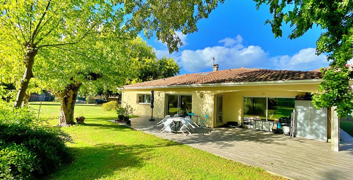 Maison Cadaujac 5 pièces 4 chambres 155 m2 jardin terrasse — photo 1