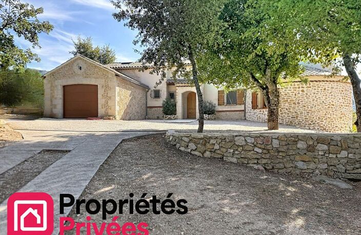 Maison de caractère avec piscine à débordement, vue exceptionnelle et calme absolu — photo 3
