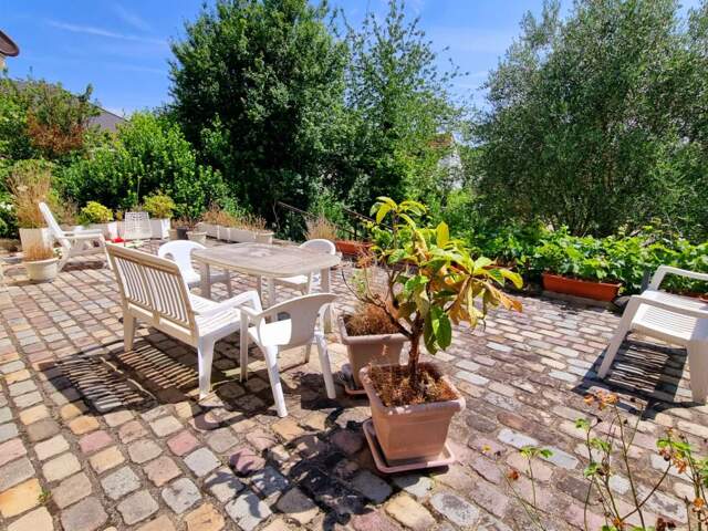 92220 - Bagneux Maison de 6 pièces - 147 m² -terrain de 800 m² — photo du bien