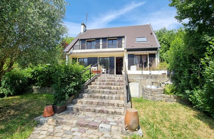 92220 - Bagneux Maison de 6 pièces - 147 m² -terrain de 800 m² — photo 2