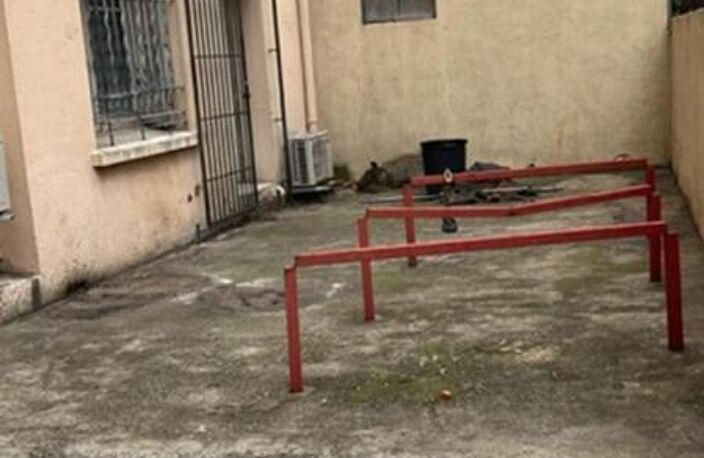 Charmant T2  de 41 m² loué avec cour loué à 458 + 60 euros de charges — photo 2