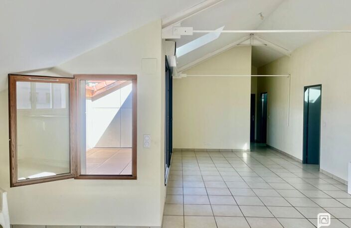 Loft Sisteron 4 pièce(s) 101 m² sur l'axe du centre-ville — photo 2