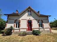 Maison Theillay 10 pièce(s) 220 m2 — photo 2