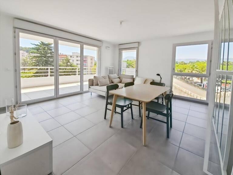Appartement Cagnes Sur Mer 4 pièce(s) 63 m2 — photo 1
