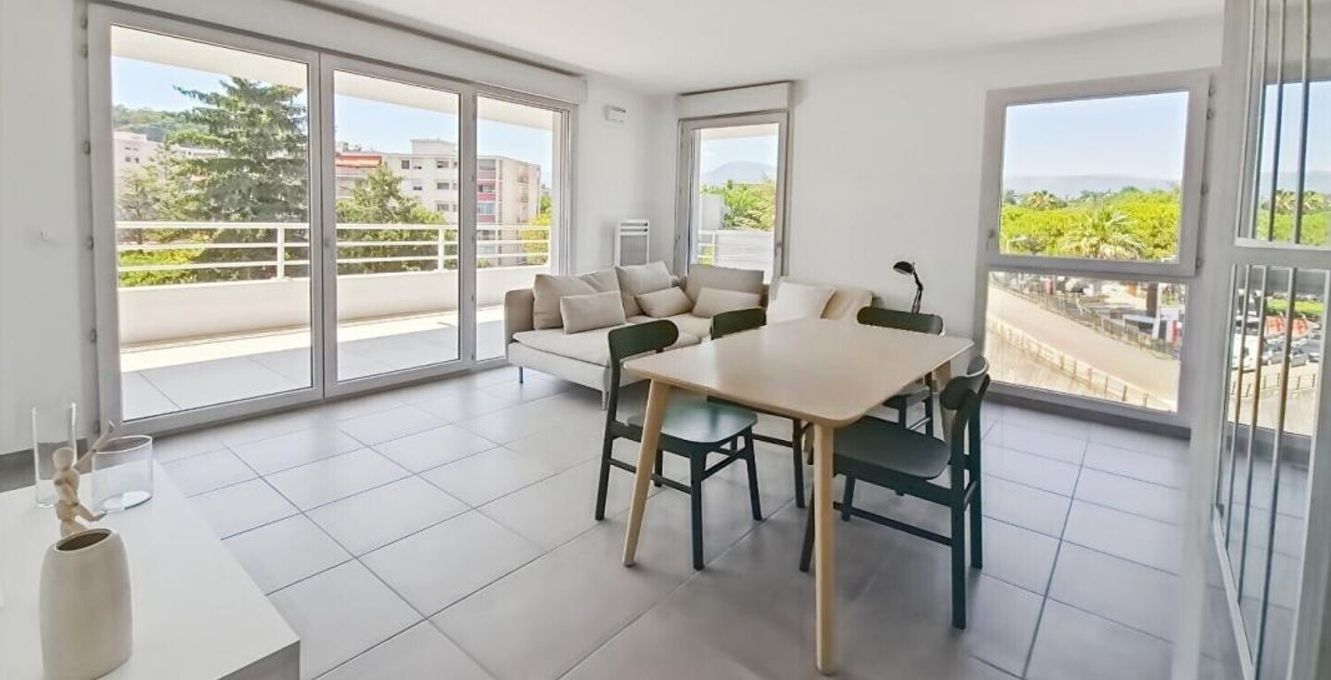 Appartement Cagnes Sur Mer 4 pièce(s) 63 m2 — photo 1