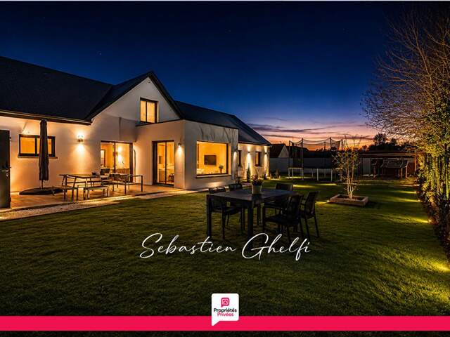 belle maison contemporaine avec 4 chambres dont 2 suites-bureau — photo du bien