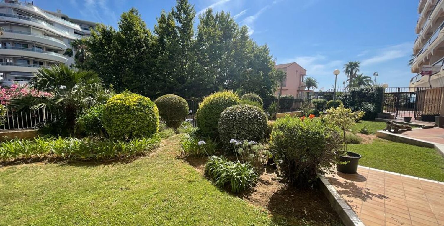 FREJUS-PLAGE  Appartement 2 pièces — photo 1