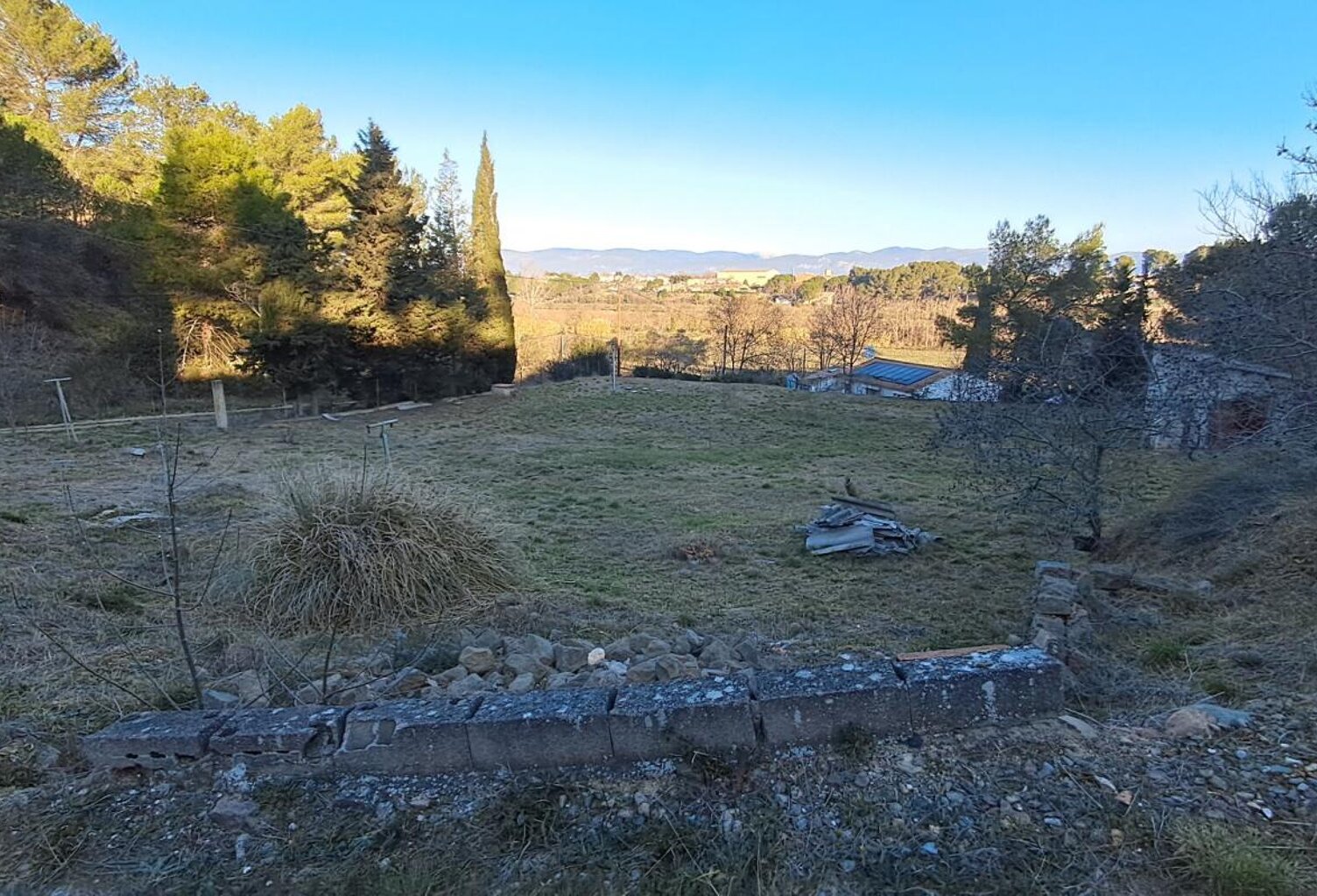 Terrain  Constructible 600m2  - Vue dégagée - Rieux Minervois 40000 — photo 1