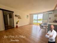 Appartement  T3 avec terrasse et grand garage — photo 2