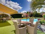 DEPT 33  Mérignac - Maison d'exception 8 pièce(s) 181 m2 avec jardin paysagé et piscine au sel chauffée — photo 4