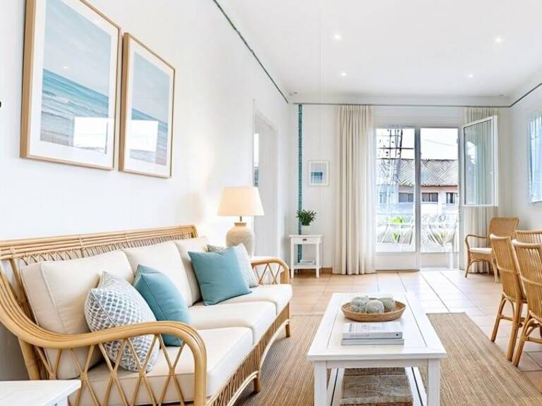 Dept 33 - La Teste De Buch- Maison 5 pièce(s) 79 m2 avec terrasse, son jardin de 745m² et un garage indépendant, une véranda de 10m2 et une buanderie de 15m2 soit une surface utile de 104m2 — photo 1
