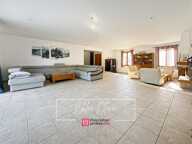 MAISON FAMILIALE 310 m² , PISCINE- VUE DÉGAGÉE , CRÉCY-LA-CHAPELLE — photo 3