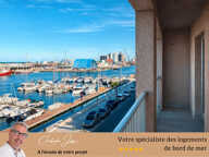 Immeuble de rapport vue port et mer — photo 2