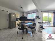 Maison de Plain-pied  120 m² - 5 chambres - garage et terrain — photo 4