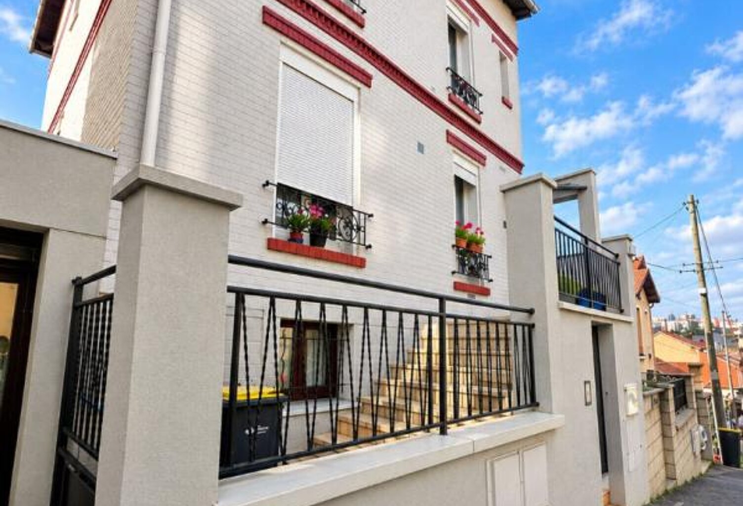 Viager occupé Immeuble Bagnolet 6 pièce(s) 180 m2 — photo 1