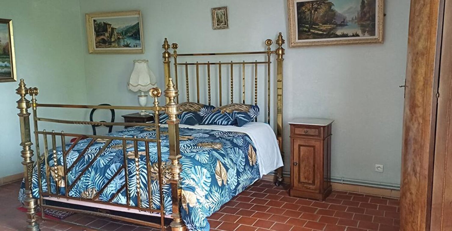 MANOIR — photo 1