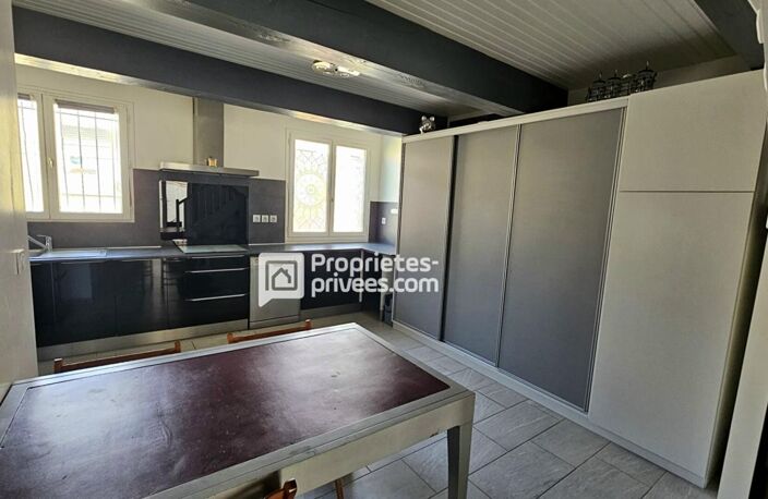 MAISON DE VILLE 3 FACES DE 70 M² AVEC  GRANDGARAGE ET TERRASSE — photo 3