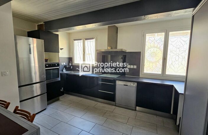 MAISON DE VILLE 3 FACES DE 70 M² AVEC  GRANDGARAGE ET TERRASSE — photo 4