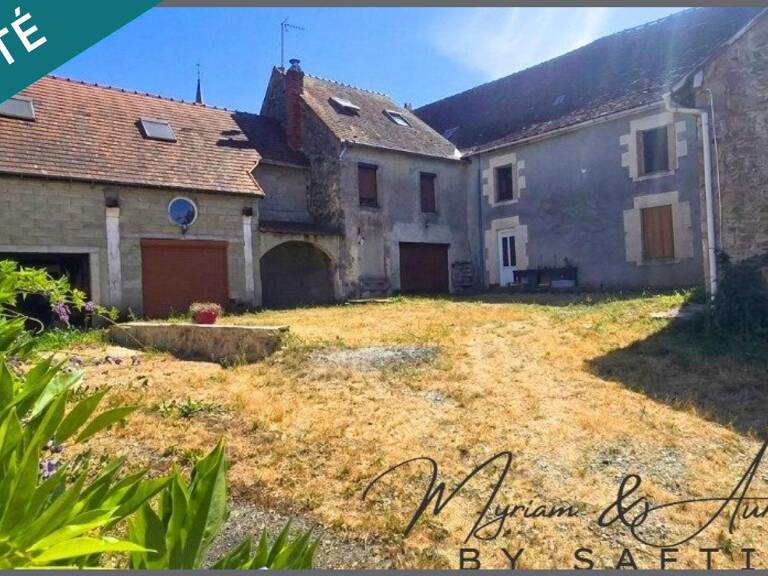 MAISON AVEC DEPENDANCES ET GARAGE — photo 1