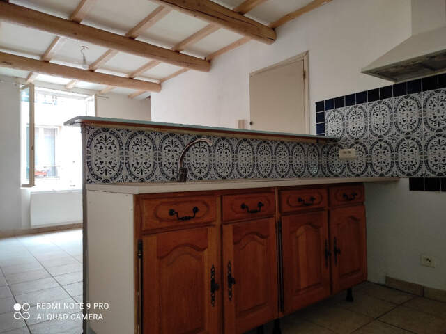 Location d'un appartement 2 pièces à CARPENTRAS — photo du bien