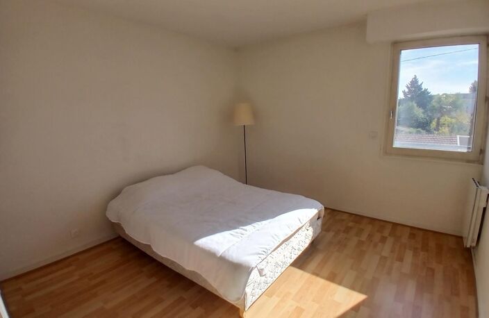 APPARTEMENT AU CENTRE DE MERIGNAC — photo 4