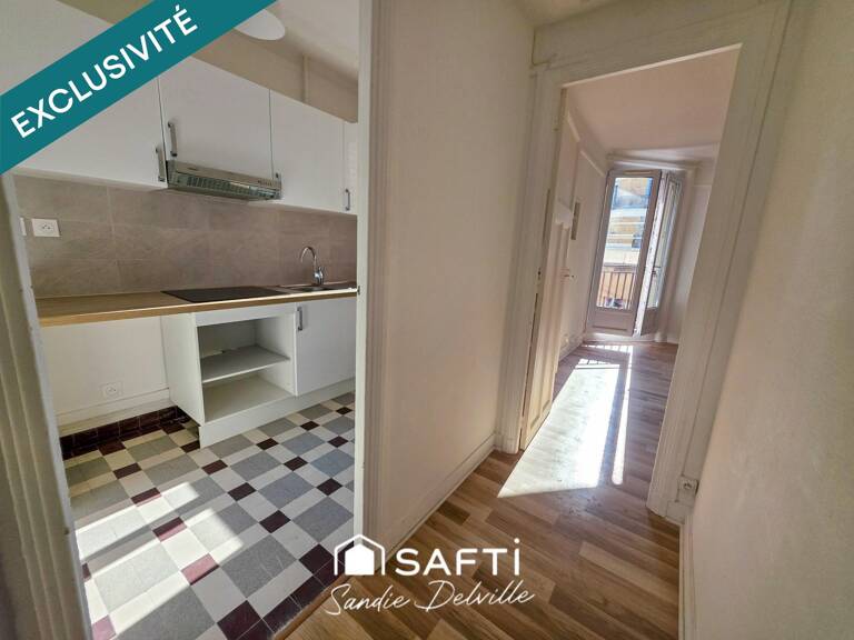 Appartement de 30m² - ascenseur- gardien- vue dégagée — photo 1