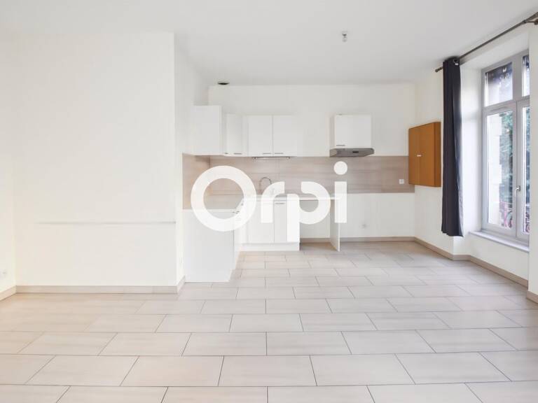   SAINT-SYMPHORIEN-SUR-COISE – BEL APPARTEMENT AVEC VUE SUR LE PARC — photo 1