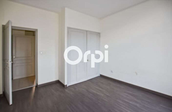   SAINT-SYMPHORIEN-SUR-COISE – BEL APPARTEMENT AVEC VUE SUR LE PARC — photo 5