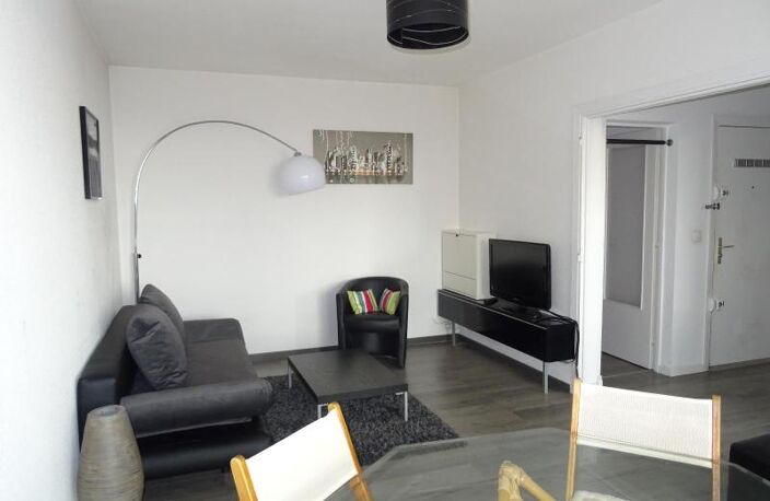 Location appartement 2 pièces 57 m² à Toulouse (31200) — photo 2