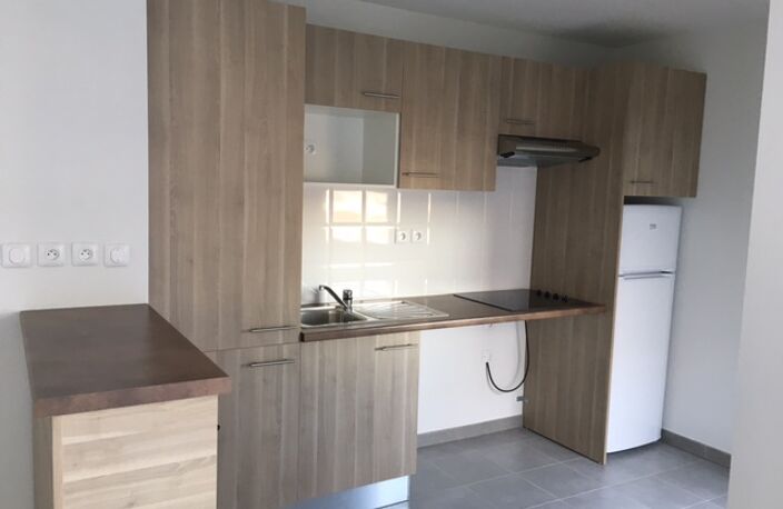 Location appartement 3 pièces 63 m² à Toulouse (31200) — photo 4