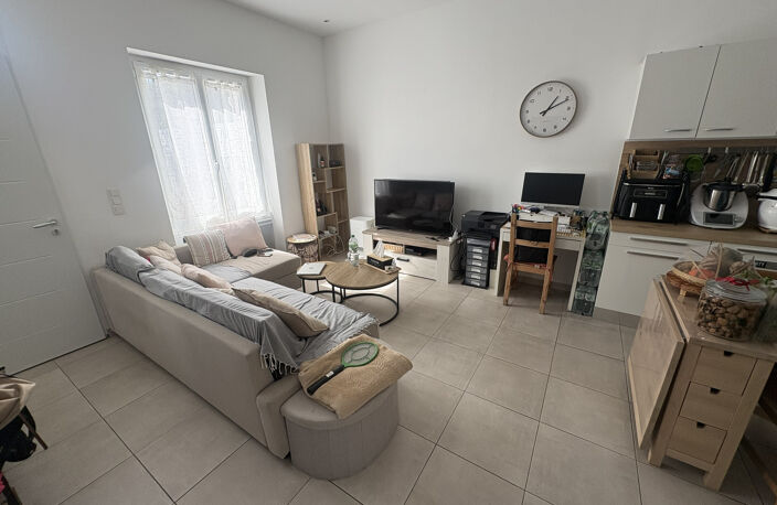 Maison 3 pièces, 2 chambres, jardin, parking - Les Routes — photo 2