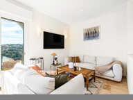 Nice - Falicon - Jolie maison 4 pièces de 95 m² rénové avec terrasse, jardin et vue sur les collines et la mer — photo 4
