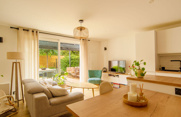 T3 en duplex avec jardin — photo 2